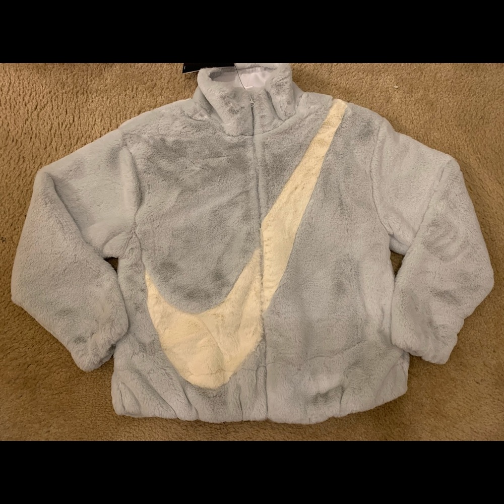 Nike Sportswear Womens Plush Faux Fur Swoosh Full Zip Jacket Size XS
